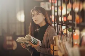 小说：小足疗男技师的逆袭人生，身边美女无数莹莹绕绕图片
