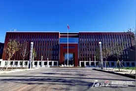 新疆大学博达校区启用图片