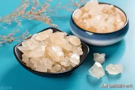 同样是冰糖，白冰糖和黄冰糖区别这么大，分清楚用法后别再买错图片