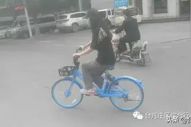 好消息！哈啰单车亮相台儿庄街头图片