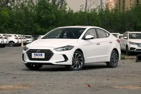 国VI排放，顶配优惠完仅售12万多，配置丰富的现代领动家用正合适图片