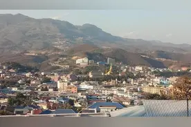 为遏制新冠肺炎疫情蔓延 缅甸佤邦首府6日起实施“封城令”图片