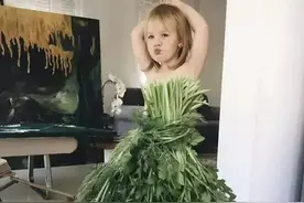 网上这种晒娃梗：晒的不是娃，而是父母的阶层和智商图片