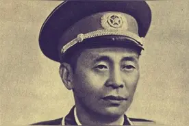 为解放西北立下大功后，为何开国少将甘祖昌脱下军装回家种地？图片