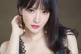 性感女神柳岩的美图图片