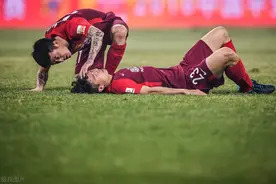 为什么中国人踢不好足球图片