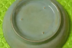 汝瓷中的蠏蛌纹开片图片