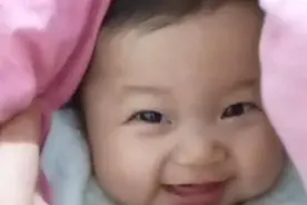 宝宝什么时候能认出妈妈？做出这3个亲密动作，是爱你的表现图片