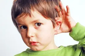 耳机对耳朵的伤害那么大，耳机怎么戴才是正确的？图片