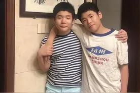 小学生作文《最后一场考试》，看哭阅卷老师，网友：有情有义图片