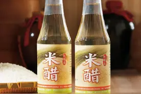 同样是醋，白醋、陈醋、米醋有何区别？一字之差，用法功效大不同图片