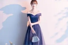 心理测试：同学聚会，你会选哪件礼服？测你另一半到底有多爱你？图片