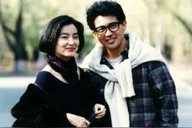 看完《八佰》，我忽然开始明白，秦汉为什么没有娶林青霞图片