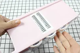 这是我见过刨丝器最棒的使用方法，方便快捷，关键是还不伤手