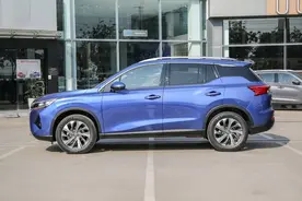 死而复生的传祺GS4，180大个儿轻松坐，配1.5T才9万？图片