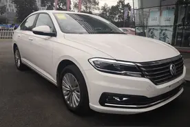 实拍：大众朗逸跌至6.99万，颜值和油耗是重点图片