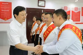 济宁市纪委监委召开纪检监察系统全市“两优一先”获奖代表见面会图片