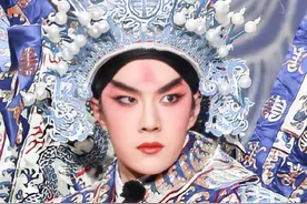 王一博、汪涵的京剧扮相惊艳！如何练就同款眼神？图片