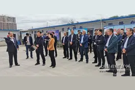 武山县县委副书记何敬忠，县委常委、副县长李菊霞带队赴陇西县考察国有企业管理运营城市管理和征地拆迁工作图片