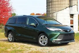 2.5L混动配四驱，新款丰田塞纳实车，换装刀锋LED头灯组图片