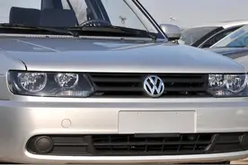 1万元左右二手车推荐：一汽大众捷达图片