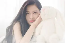 小说：美女说住别墅太浮夸，当小伙见到她住处时：你也好不到哪去图片