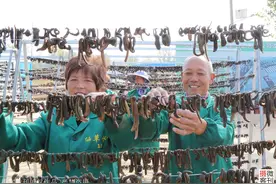 90后退伍兵带领村民养蚂蟥，每公斤上千元，年产量近4吨图片