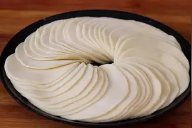 自从学会饺皮这样做，我家一周做5次，一次一锅不够吃，真香图片