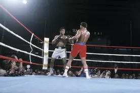 阿里：唯一能打败我的人就是泰森图片