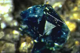 101种常见矿物宝石识别方法图片