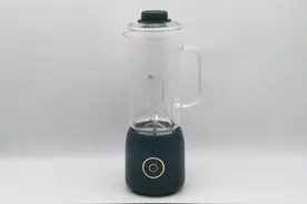 小巧轻盈、干豆直打无残渣，臻米豆浆机P2开箱测评图片