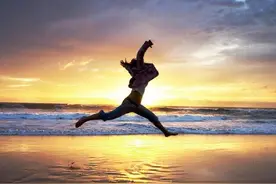 人若富贵，往往会出现三个“征兆”，好运不断图片