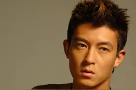 陈冠希 2007年三星相机广告 还是很帅的图片