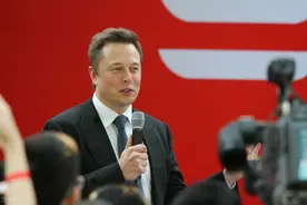 马斯克慌了？特斯拉披露Q1财报后遭抛售，股价一路跌，分析师：盈利能力强劲下藏隐忧图片