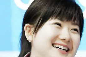 “瓷娃娃”——福原爱图片