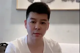 赵本山徒弟其貌不扬却娶小7岁娇妻，妻子撞脸周涛，儿子像王俊凯图片