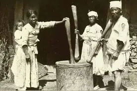 奇葩服饰，这才是韩国真正的传统服装，让人大开眼界图片