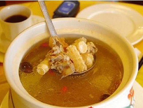 鲨鱼骨煲汤的做法大全 2026年鲨鱼骨煲汤的做法大全儿童