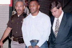 拳王泰森在入狱后相识的那位300斤的胖姑娘，如今怎么样了？图片