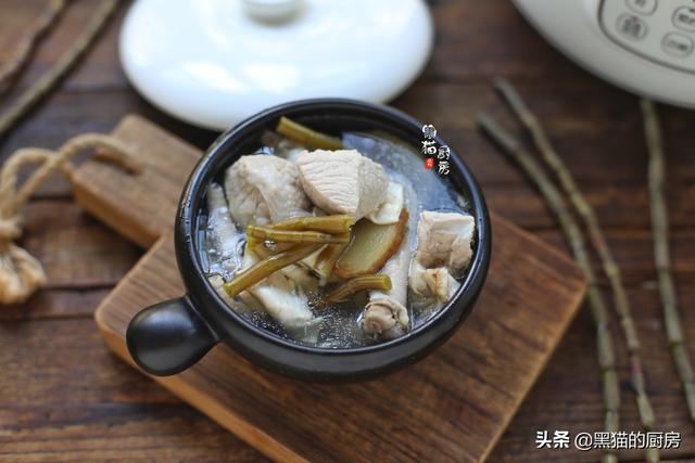 鸡脚花胶 鸡脚花胶汤的做法和功效