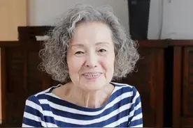 4个“懒女人”的护肤妙招，很适合50岁以上的中老年人，方便高效图片