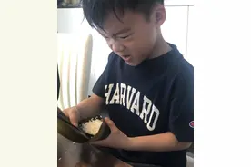 吴京儿子试水娱乐圈，章子怡女儿颜值飙升，这些星二代生活太丰富图片