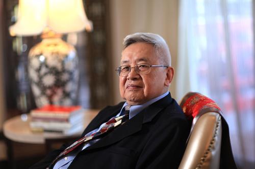 《易中天中华史》水准如何？学术大咖转型娱乐明星后的浮躁之作？