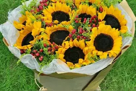 父亲节的献礼――今天是父亲节，你给父亲送花了吗？图片