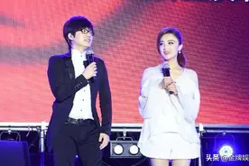 玖月奇迹王小玮与新搭档徐子崴一起演出，老公王小海未见踪影图片