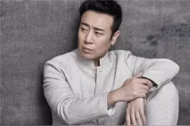 姐弟九人 于和伟吃大姐奶水长大 最小姐姐卖儿子的钢琴供他上大学图片