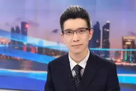 他是有名的“段子手”，17岁入央视新闻中心，小学语文考满分图片