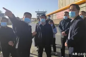 桑建业莅临内黄调研指导陶瓷产业绿色发展和万人助万企工作图片