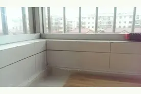 农村盖房阳台飘1.5米后二楼墙体开裂，怎么办？明白原因再去解决图片