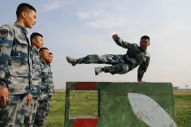 从“天鹰”到“雷神”，这名“新兵”不一般图片